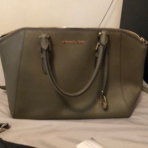 Hunter green purse